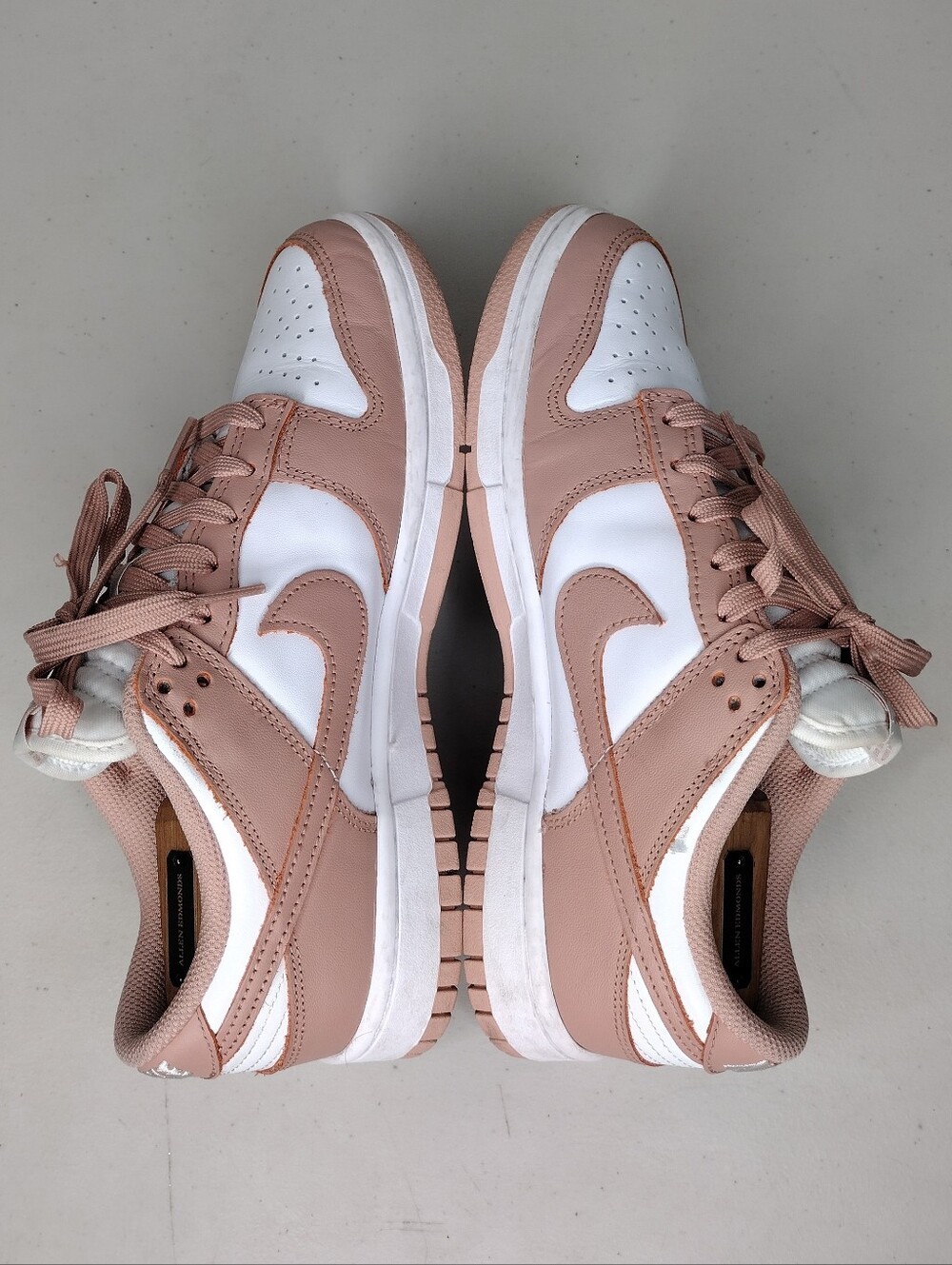 Nike White Dusty Pink Low Top Lace Up Sneakers Sz 8 - Picture 4 of 14